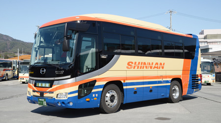 �Z���K�V���[�g�i���^�j